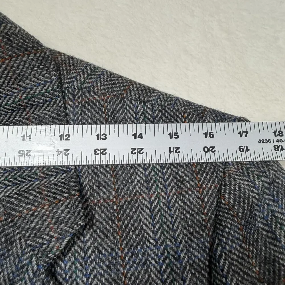 Stafford Wool Tweed Blazer Mens 40S Gray Windowpane Sport Coat Made in England